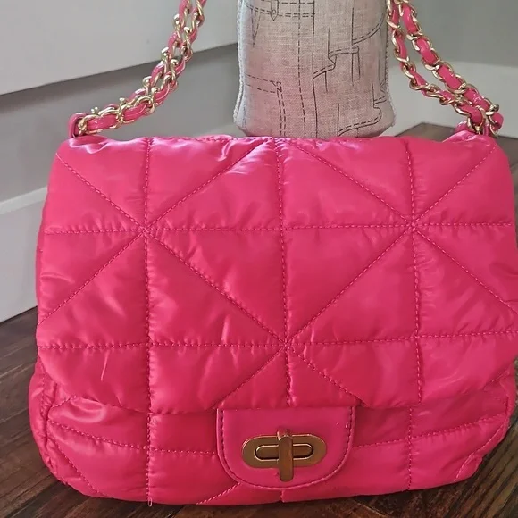 Chico's Gorgeous Hot Pink Quilted Chain‎ Shoulder Bag - Picture 2 of 11